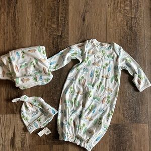 NWT surf bag, swaddle & hat